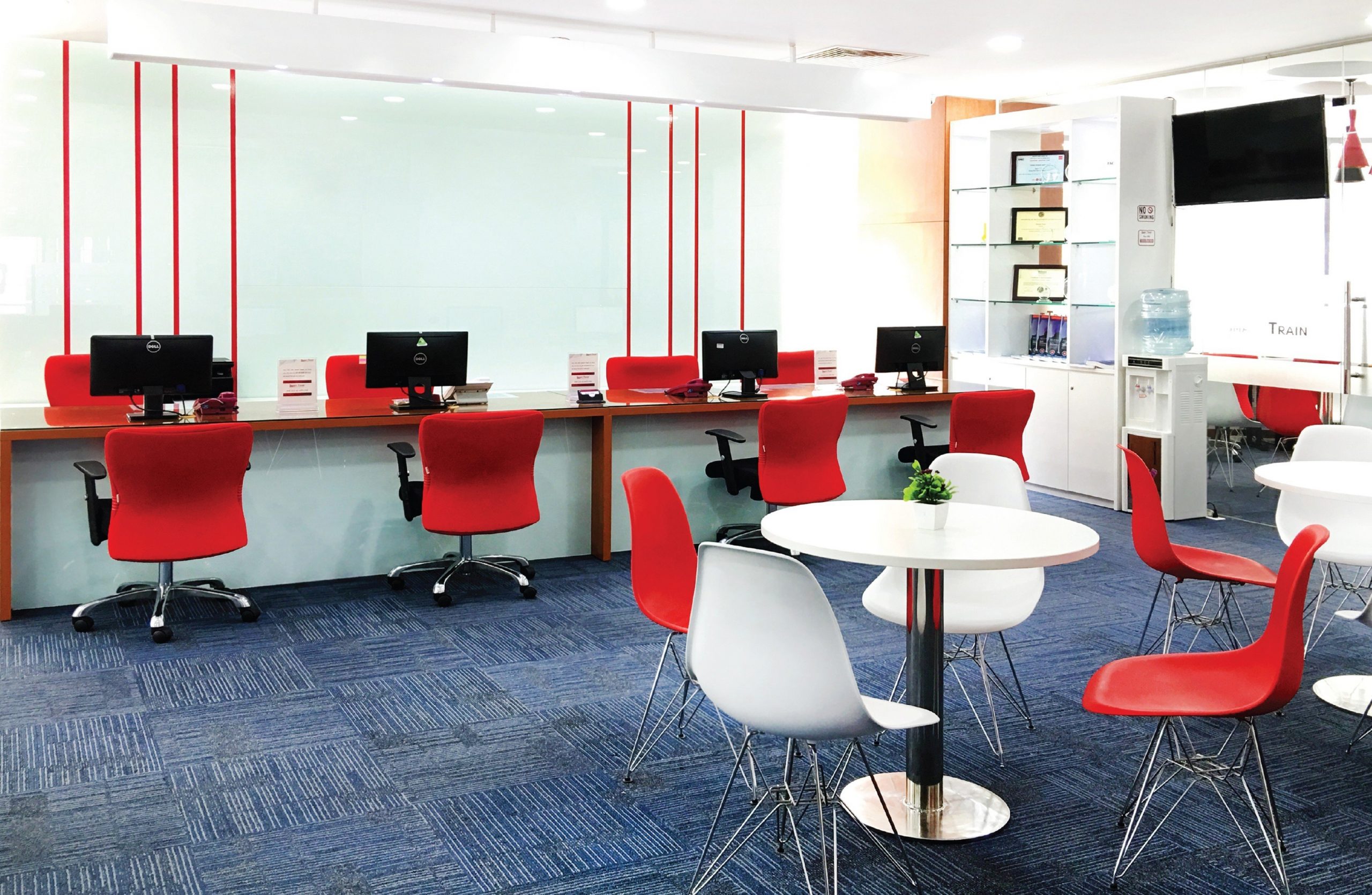 Tiện ích hỗ trợ khi thuê phòng họp